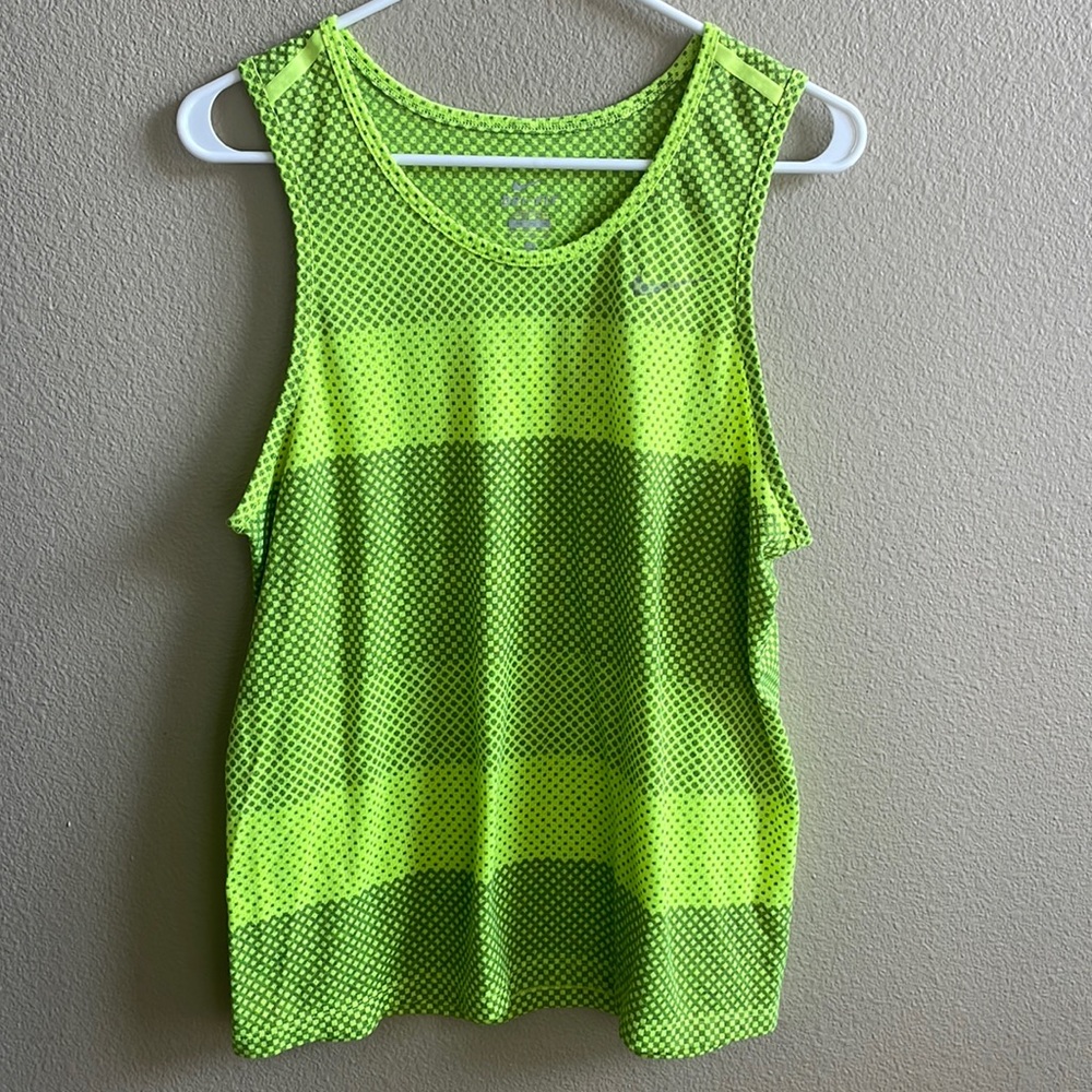 Nike Dry-Fit Tank size Medium